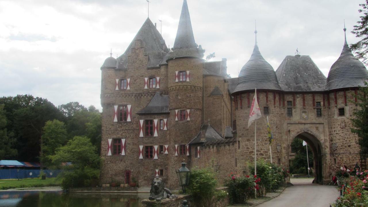 Eifel-Landhaus Ferienwohnungen "Em Gardestueffje" Mechernich Kültér fotó